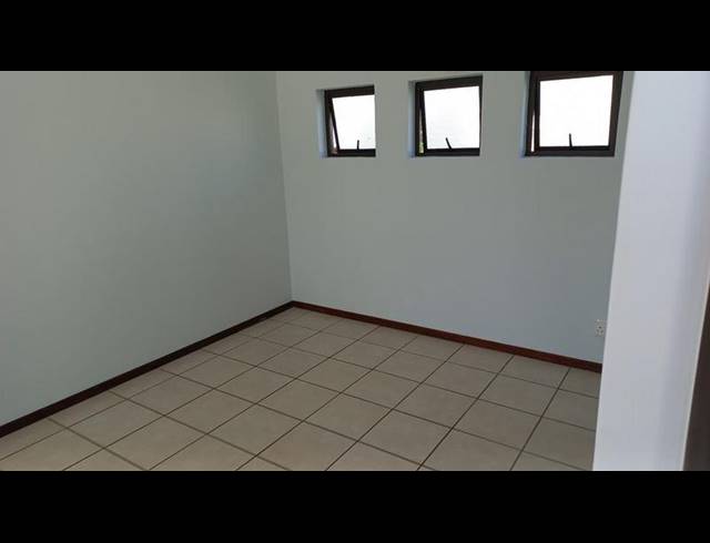2 BEDROOM HOUSE FOR SALE IN FOURWAYS